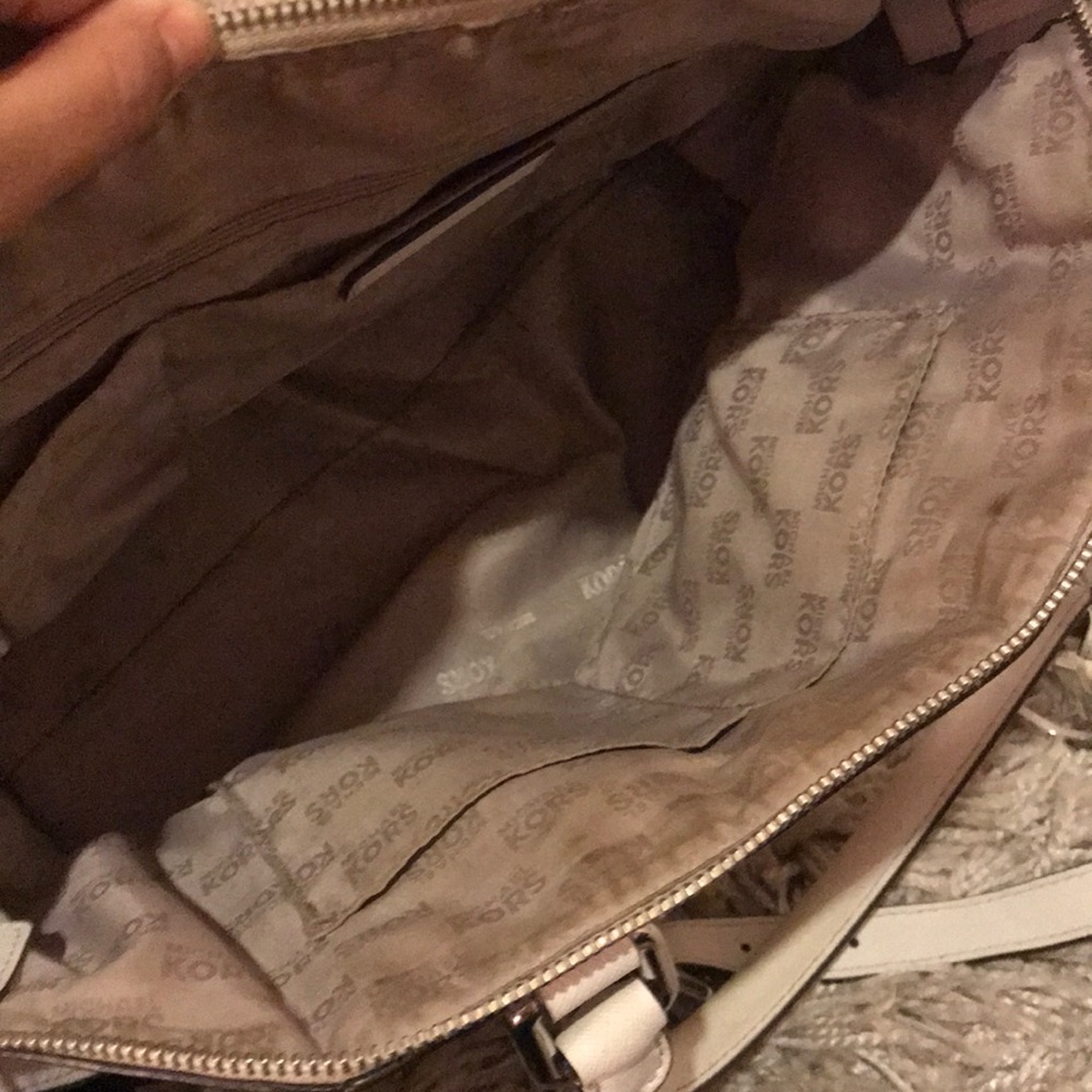 White mk bag - Picture 3 of 3